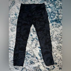 Lululemon camo 25” leggings